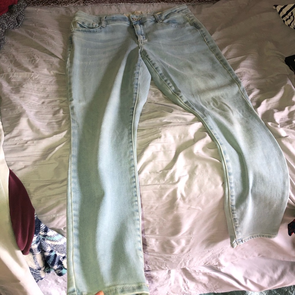 Light Wash Jeggings